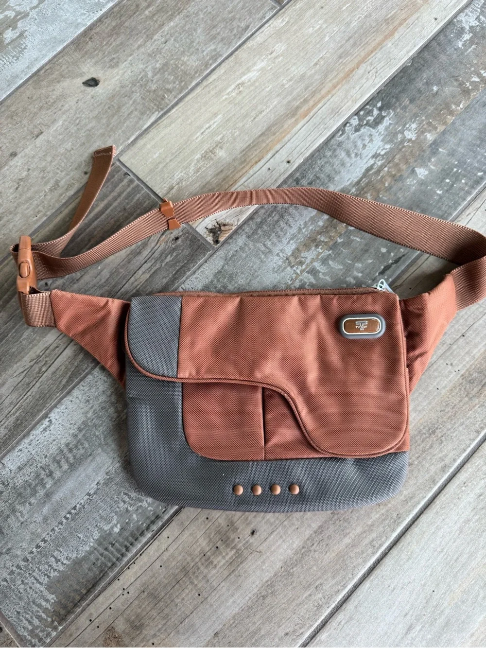 Tumi Unisex Rust and Gray Waist Body Crossbody Tech Bag